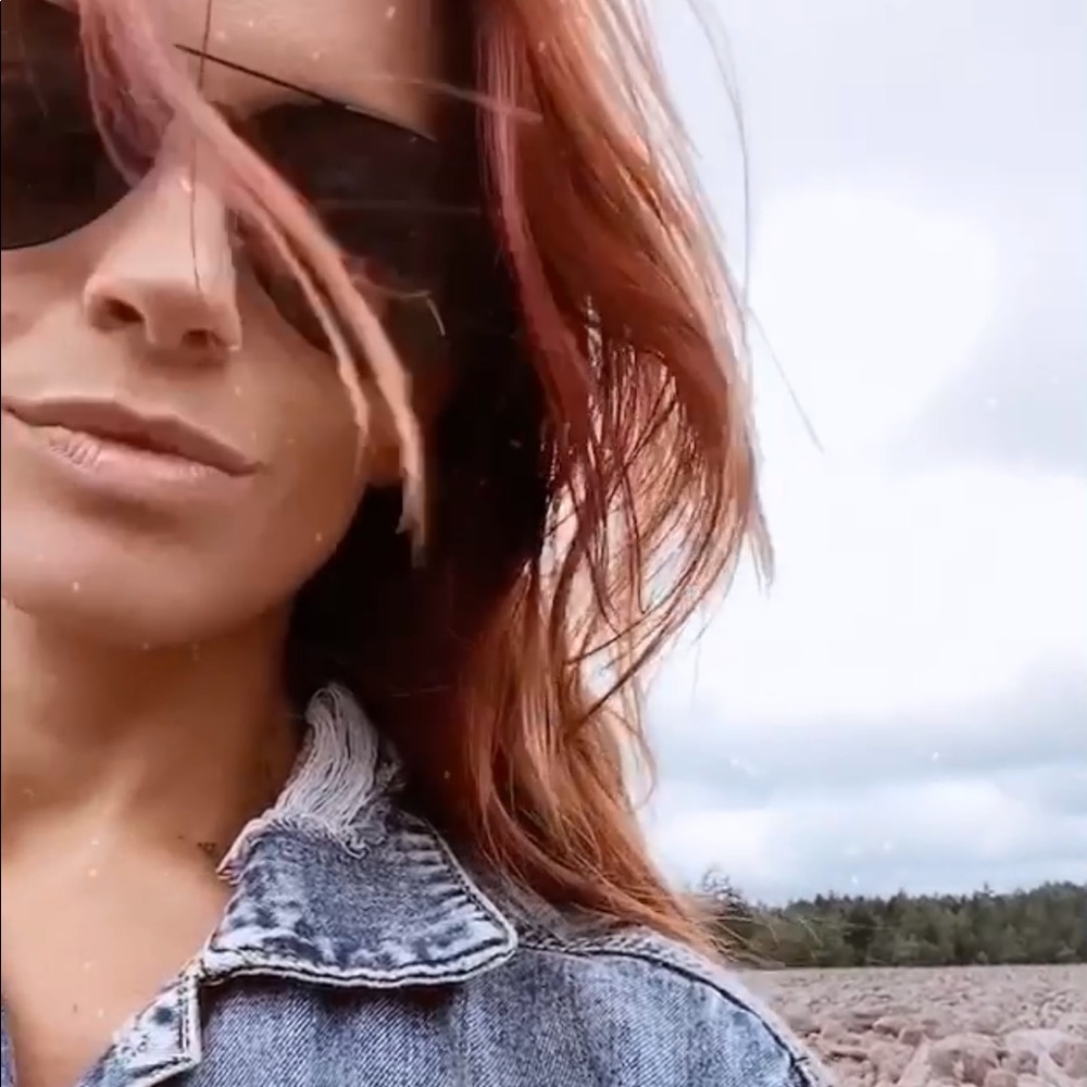 Meet your Posher, Lisa